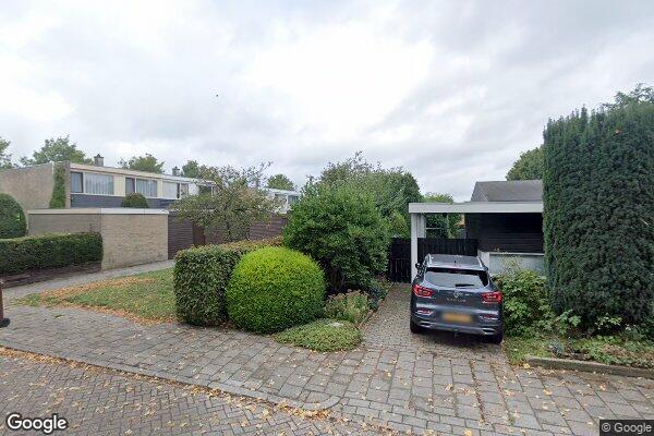 Straatview Pastoor E Aalbertszlaan 3