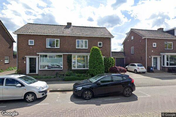 Straatview Stationsstraat 15