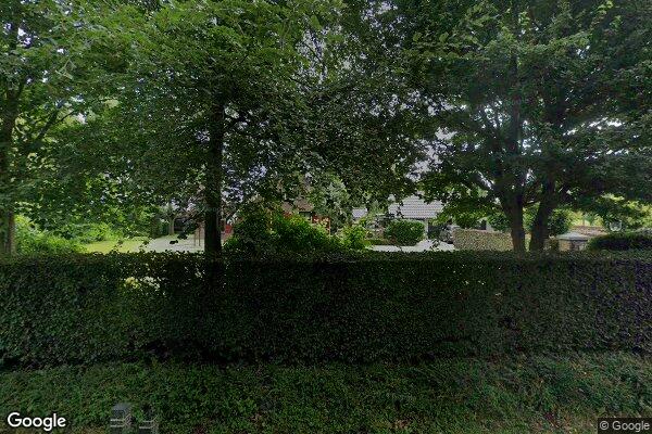 Straatview Veenwal 48