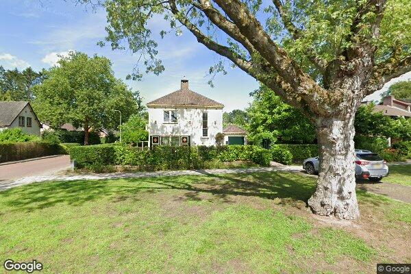 Straatview Esdoornlaan 15