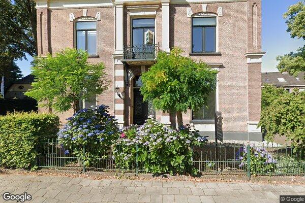 Straatview Dorpsstraat 32